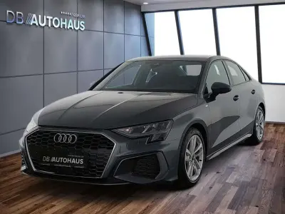 Second-hand Audi A3 S-Line 150 CP (110 kW) 2024 Gri Berlinǎ