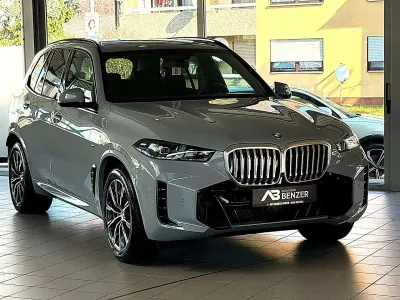 Second-hand BMW X5 M Sport 286 CP (210 kW) 2025 Gri SUV