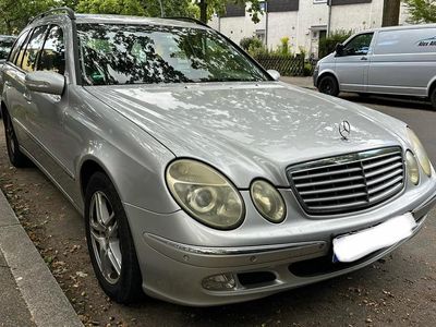 Mercedes E220
