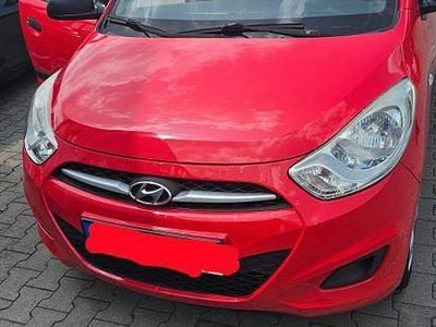 Gebraucht Hyundai i10 Style 69 PS (50 kW) 2011 Rot Kleinwagen