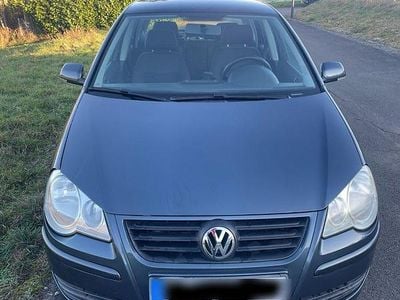 Gebraucht VW Polo Comfortline 54 PS (39 kW) 2006 Grau Limousine