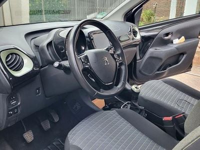 Usata Peugeot 108 Active 72 CV (52 kW) 2020 Nero Berlina