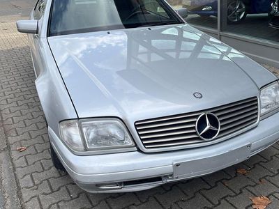 Usata Mercedes SL280 193 CV (141 kW) 1997 Argento Cabrio