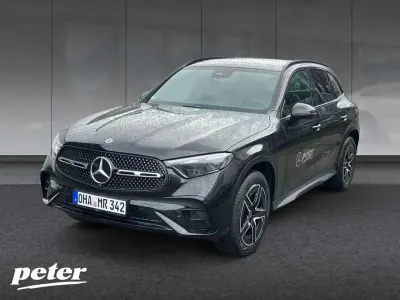 Używany Mercedes GLC300e AMG 197 KM (144 kW) 2024 Czarny SUV