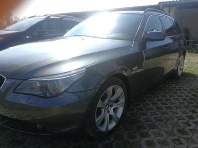 BMW 523
