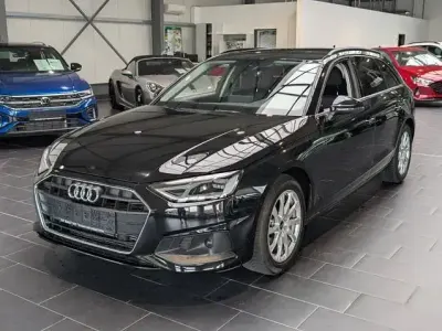 Gebraucht Audi A4 204 PS (150 kW) 2022 Schwarz Kombi