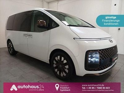 Gebraucht Hyundai Staria Signature 177 PS (130 kW) 2023 Weiß Van / Kleinbus