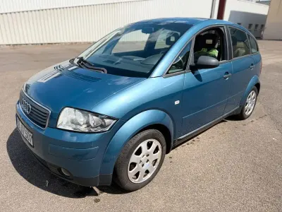 Gebraucht Audi A2 75 PS (55 kW) 2001 Blau Kleinwagen