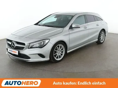 Gebraucht Mercedes CLA220 Shooting Brake Urban 184 PS (135 kW) 2017 Silber Kombi