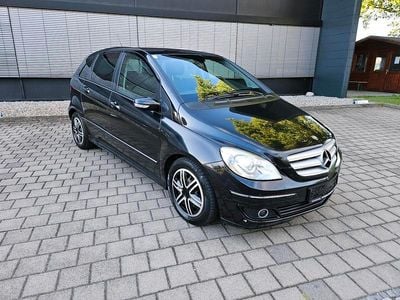 Mercedes B180