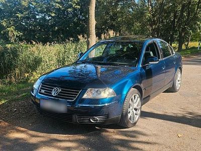 Usata VW Passat 275 CV (202 kW) 2003 Blu Berlina