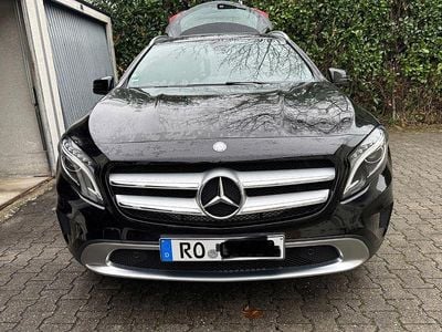Gebraucht Mercedes GLA180 122 PS (89 kW) 2016 Schwarz SUV