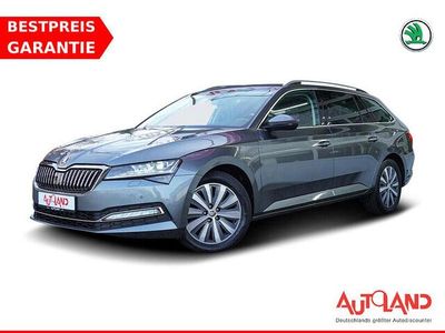 Graphitegrau metallic Gebraucht 2022 Skoda Superb Style Kombi | 36.950 € (Teuer)