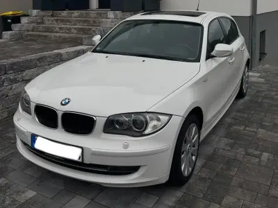 Używany BMW 116 122 KM (89 kW) 2011 Biały Hatchback