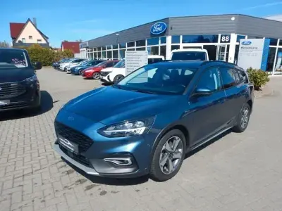 Gebraucht Ford Focus Active 125 PS (91 kW) 2021 Blau Limousine
