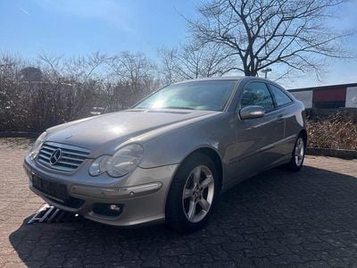 Usata Mercedes C180 143 CV (105 kW) 2007 Marrone Coupé