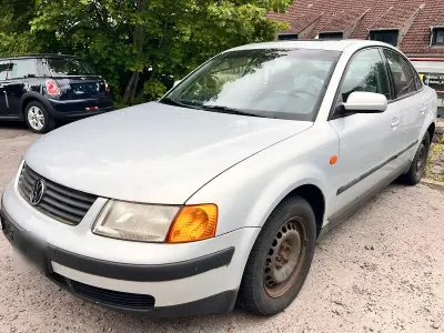 Gebraucht VW Passat 150 PS (110 kW) 1997 Silber Limousine