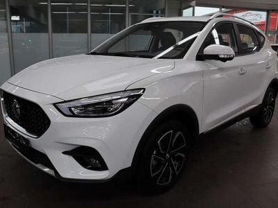 Gebraucht MG ZS Luxury 106 PS (77 kW) 2024 Dover white Limousine