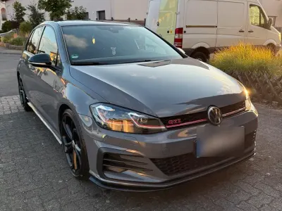 Gebraucht VW Golf VII GTI 290 PS (213 kW) 2020 Grau Limousine