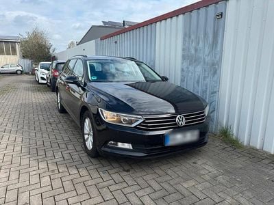 Gebraucht VW Passat 150 PS (110 kW) 2016 Schwarz Kombi