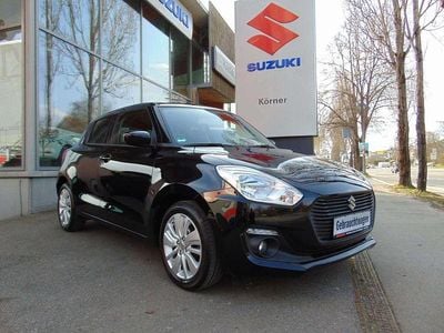 Gebraucht Suzuki Swift Comfort 90 PS (66 kW) 2019 Pearl super black Kleinwagen