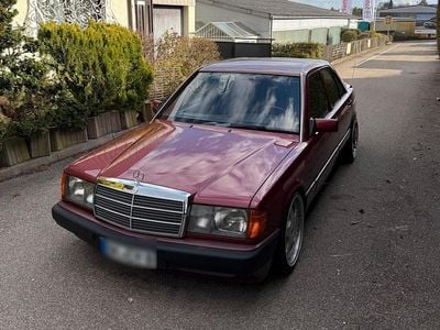 Gebraucht Mercedes 190 122 PS (89 kW) 1991 Rot Limousine
