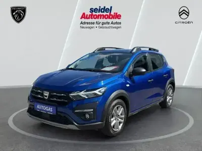 Gebraucht Dacia Sandero Essentiel 101 PS (74 kW) 2021 Blau SUV