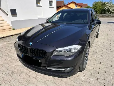 Gebraucht BMW 525 300 PS (220 kW) 2010 Grau Kombi
