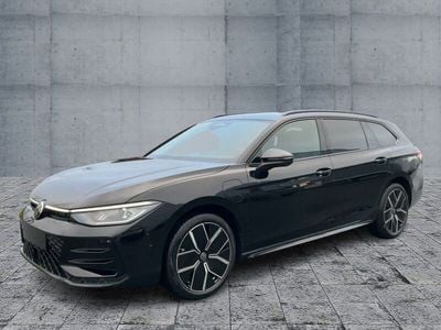 Second-hand VW Passat R-line 177 CP (130 kW) 2024 Negru Break