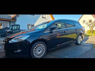 Gebraucht Ford Focus Titanium 125 PS (91 kW) 2013 Schwarz Kombi