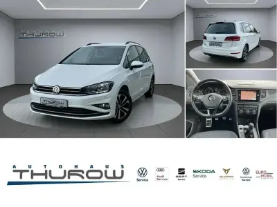 Gebraucht VW Golf VII United 116 PS (85 kW) 2020 Weiß Van / Kleinbus