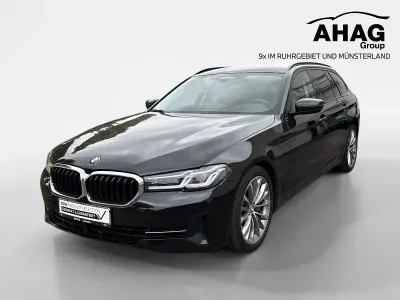 Gebraucht BMW 530 Sport Line 286 PS (210 kW) 2023 Schwarz Kombi