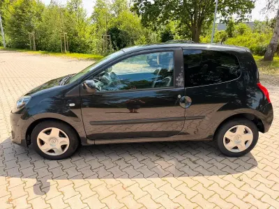 Gebraucht Renault Twingo 75 PS (55 kW) 2011 Schwarz Kleinwagen