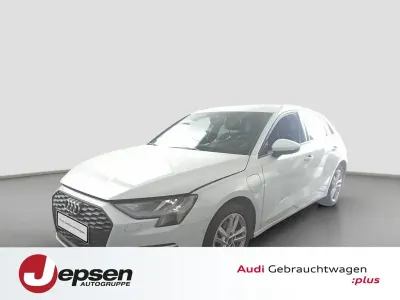Gebraucht Audi A3 150 PS (110 kW) 2024 Gletscherweiß metallic Limousine