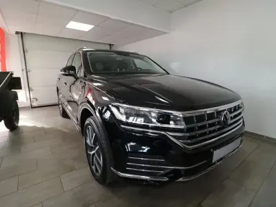 Gebraucht VW Touareg Elegance 231 PS (169 kW) 2022 Schwarz SUV