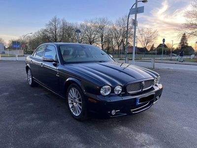 Jaguar XJ6