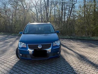 Gebraucht VW Touran 140 PS (102 kW) 2009 Blau Van / Kleinbus