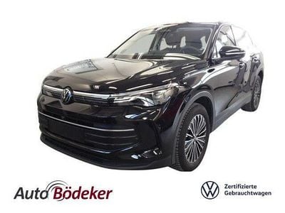 Deep black perleffekt Gebraucht 2024 VW Tiguan Life SUV | 39.990 € (Teuer)