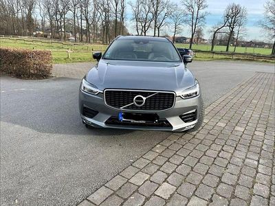 Grau Gebraucht 2020 Volvo XC60 R-Design SUV | 31.200 € (Fairer Preis)
