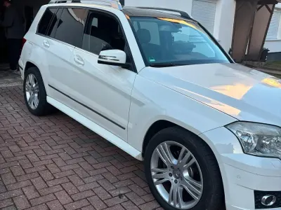 Gebraucht Mercedes GLK320 224 PS (164 kW) 2009 Weiß SUV