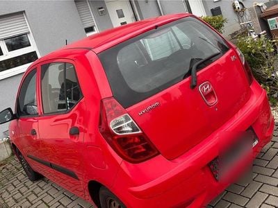 Rot Gebraucht 2012 Hyundai i10 Kleinwagen | 2.800 € (Fairer Preis)