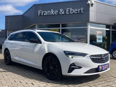 Usata Opel Insignia Ultimate 174 CV (127 kW) 2021 Bianco Station wagon