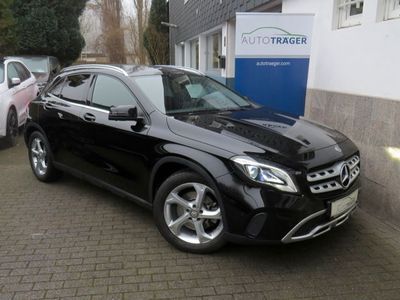 gebraucht Mercedes GLA220 GLA 2204Matic // Pano, Navi,