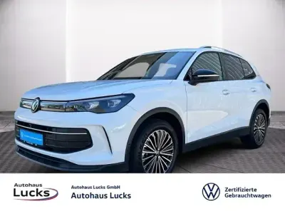 Gebraucht VW Tiguan Goal 150 PS (110 kW) 2025 Weiss SUV