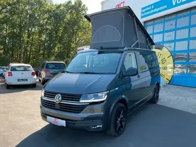 Gebraucht VW California California 150 PS (110 kW) 2023 Grau Van