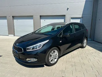 Gebraucht Kia Ceed Sportswagon DREAM-TEAM Edition 135 PS (99 kW) 2013 Schwarz Kombi