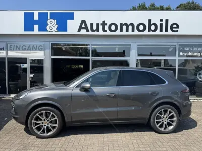 Gebraucht Porsche Cayenne 441 PS (324 kW) 2020 Quarzitgraumetallic SUV