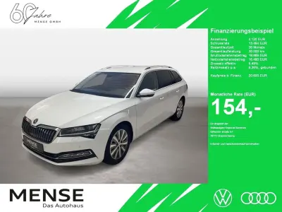 Gebraucht Skoda Superb Premium Edition 150 PS (110 kW) 2023 Moonweiß perleffekt Kombi