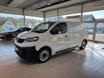 Second-hand Fiat Scudo 120 CP (88 kW) 2022 Alb Van