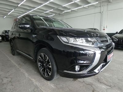 Mitsubishi Outlander P-HEV